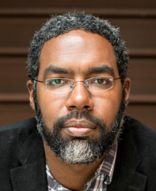 Deen Freelon Headshot